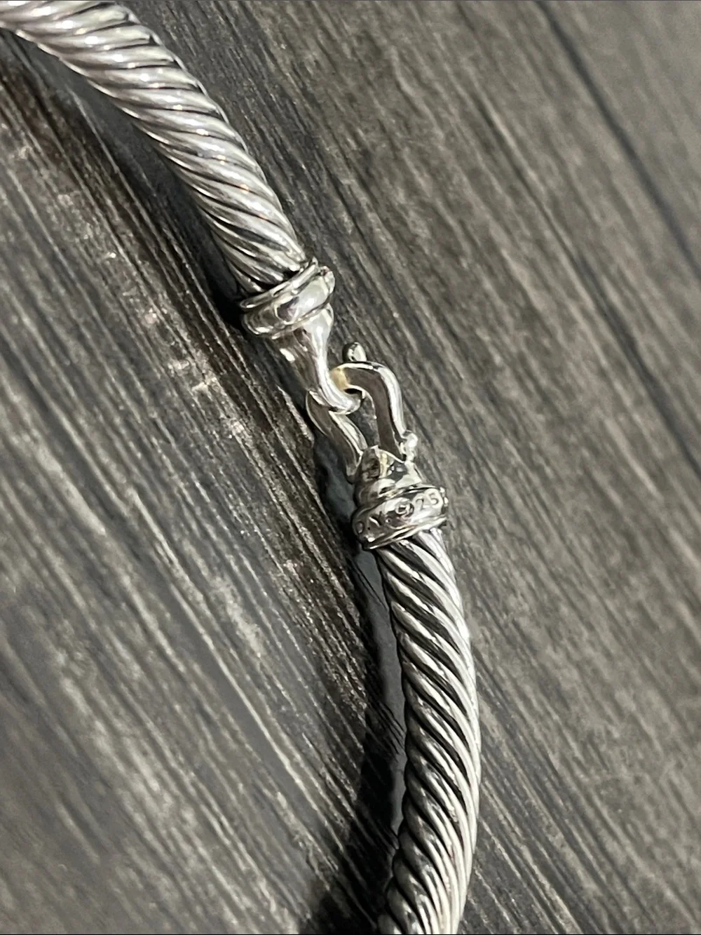 5mm cable classic David Yurman buckle diamond bracelet size large